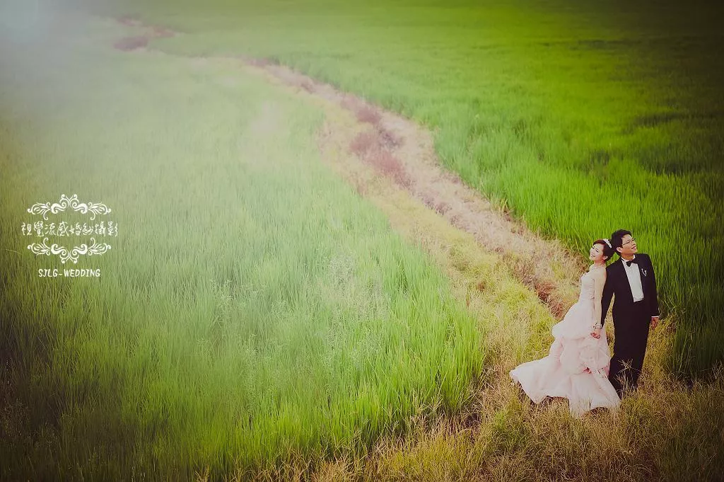 婚紗攝影台北婚紗攝影景點推薦|淡水滬尾砲台公園-淡水滬尾砲台草地拍婚紗，視覺流感婚紗攝影，淡水景點推薦