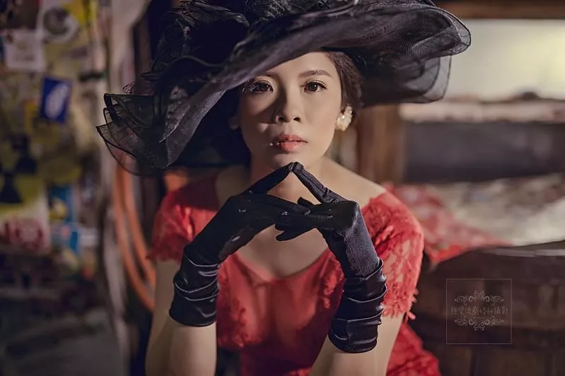 婚紗攝影台中景點|忠信市場|藝文外拍超有感-婚紗攝影台中景點|忠信市場|藝文外拍超有感