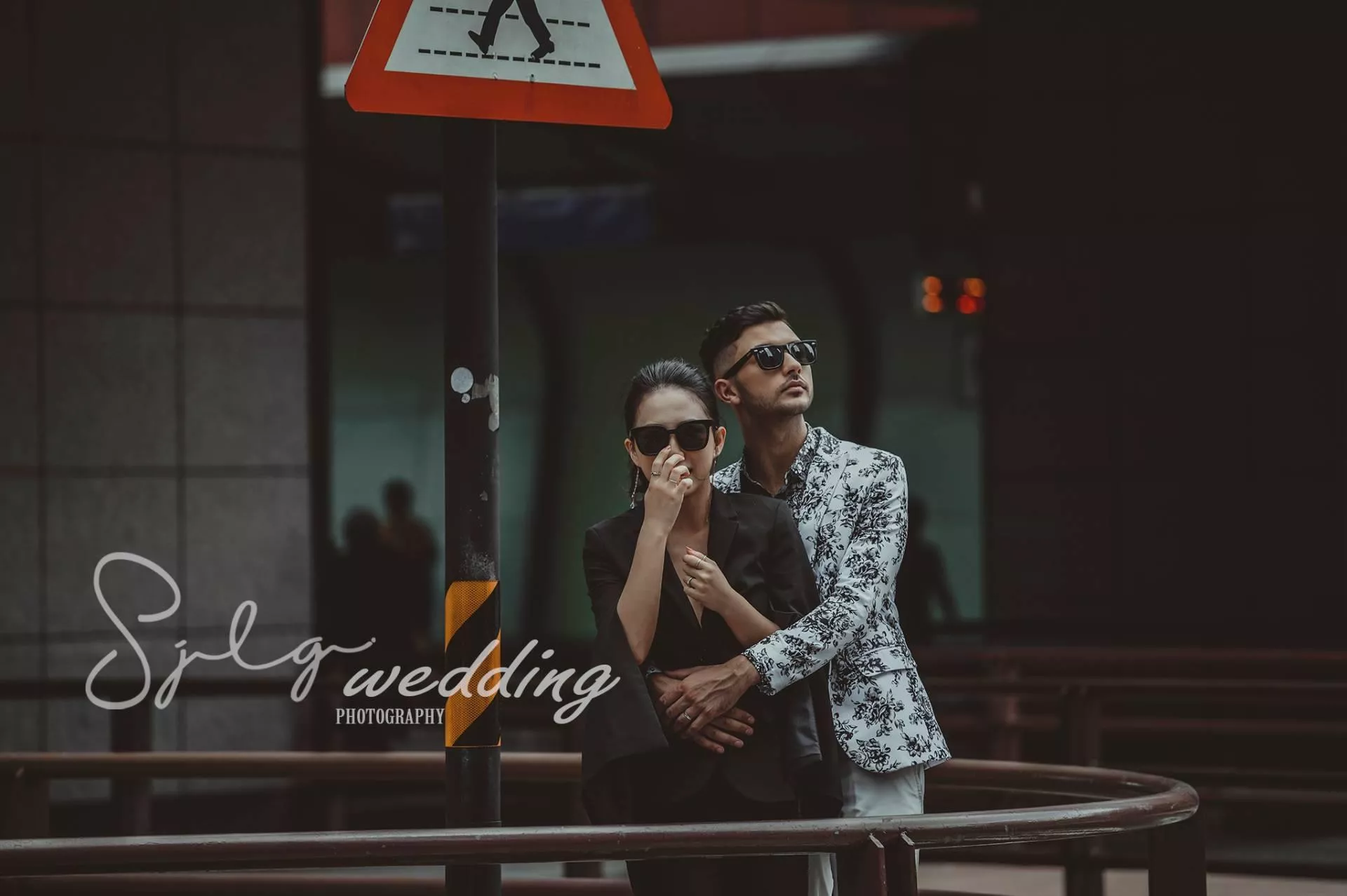 板橋拍婚紗,中和推薦婚紗攝影,板橋車站攝影,美式婚紗,推薦視覺流感-婚紗攝影台北|美式輕婚紗|個性街景潮流-巷子內攝影棚