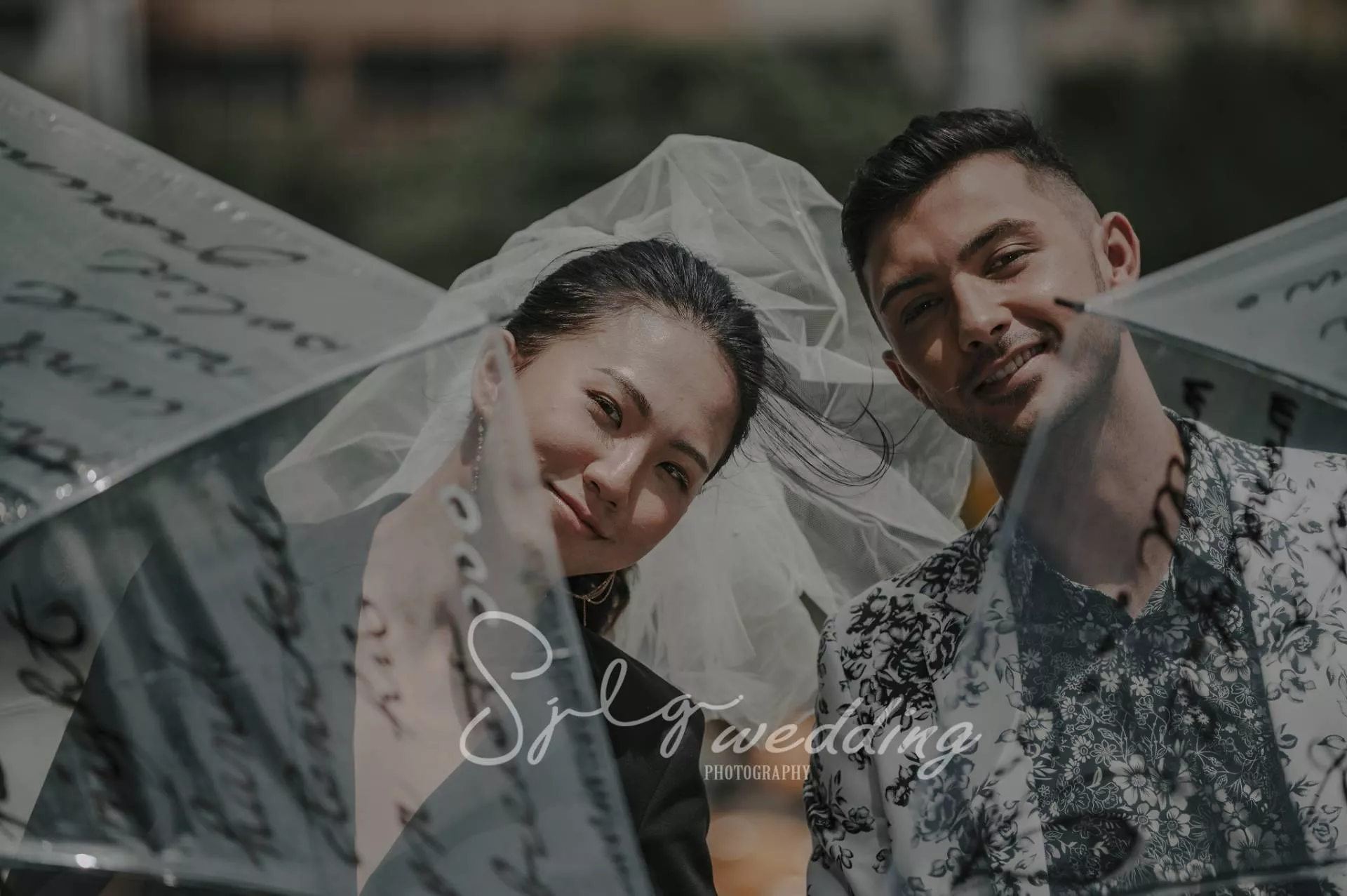 婚紗攝影景點推薦|板橋公車站麗寶百貨廣場|美式街拍-婚紗攝影景點推薦|板橋公車站麗寶百貨廣場|美式街拍