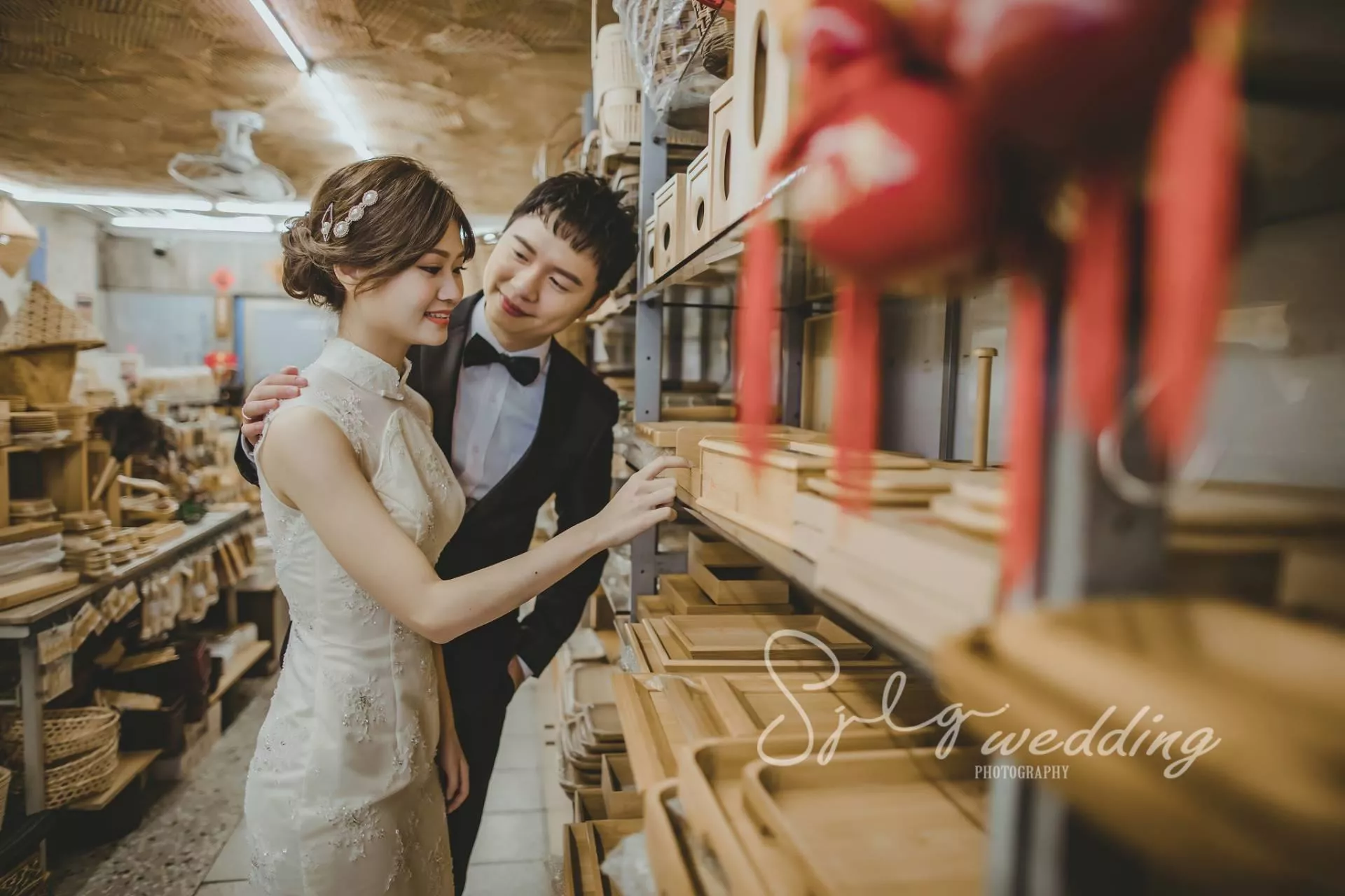 大稻埕迪化街年貨大街婚紗攝影-視覺流感sjlgwedding(38)-台北婚紗攝影|大稻埕|迪化街|年貨大街|視覺流感sjlgwedding