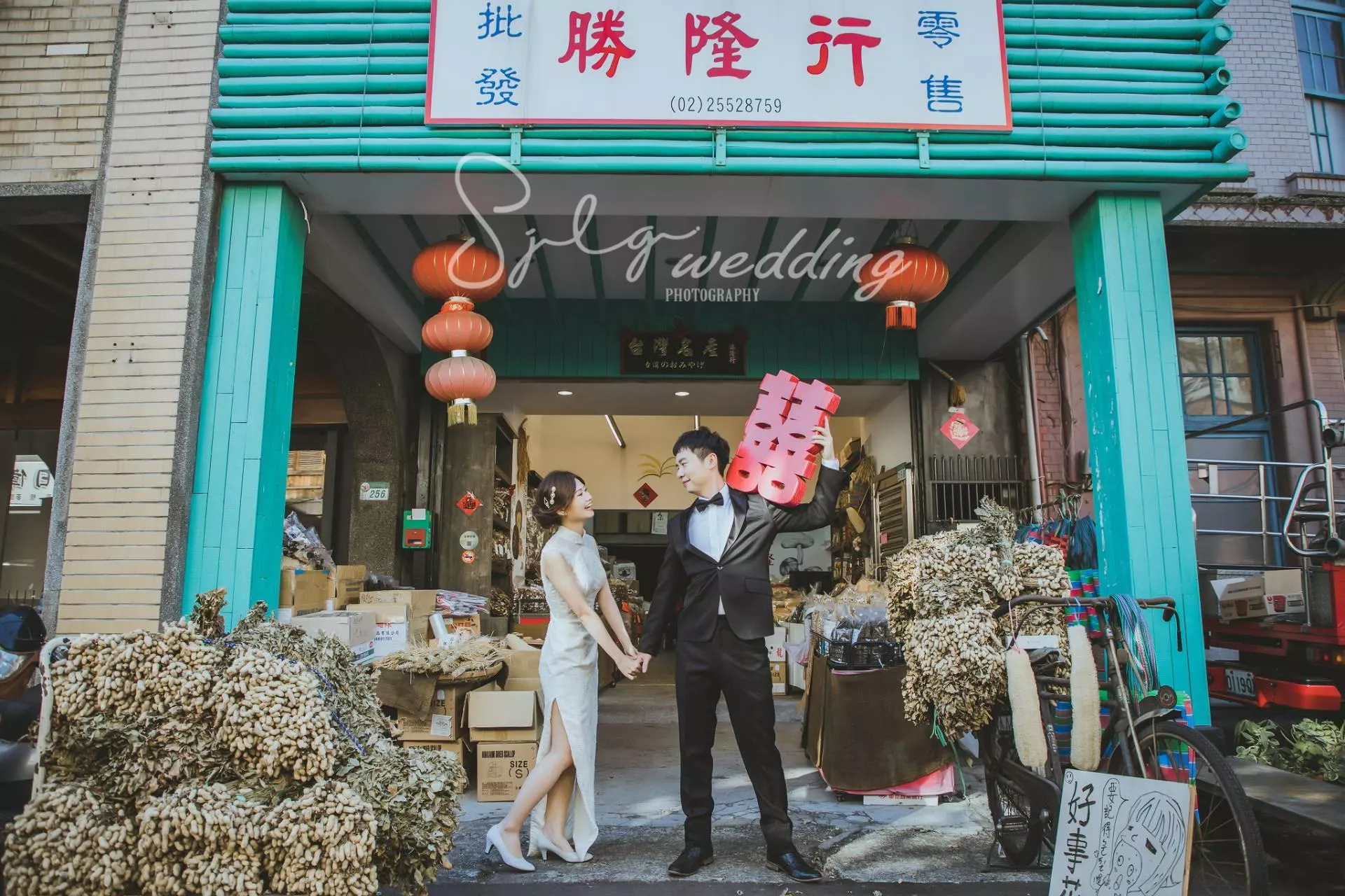 大稻埕迪化街年貨大街婚紗攝影-視覺流感sjlgwedding(45)-台北婚紗攝影|大稻埕|迪化街|年貨大街|視覺流感sjlgwedding