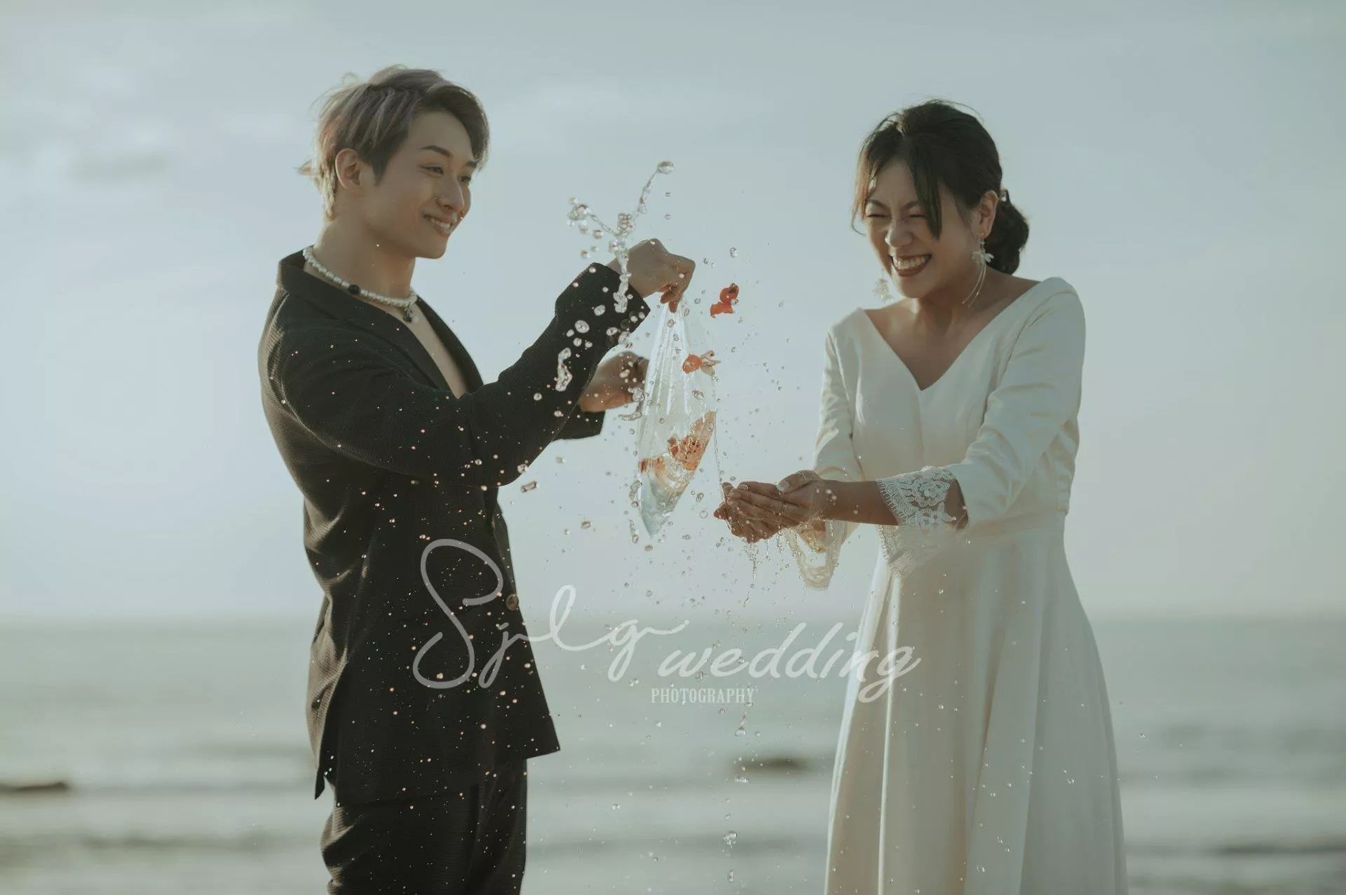 淡水金色水岸海尾仔婚紗攝影|美式浪漫婚紗風格生活感-淡水金色水岸海尾仔婚紗攝影|美式浪漫婚紗風格生活感