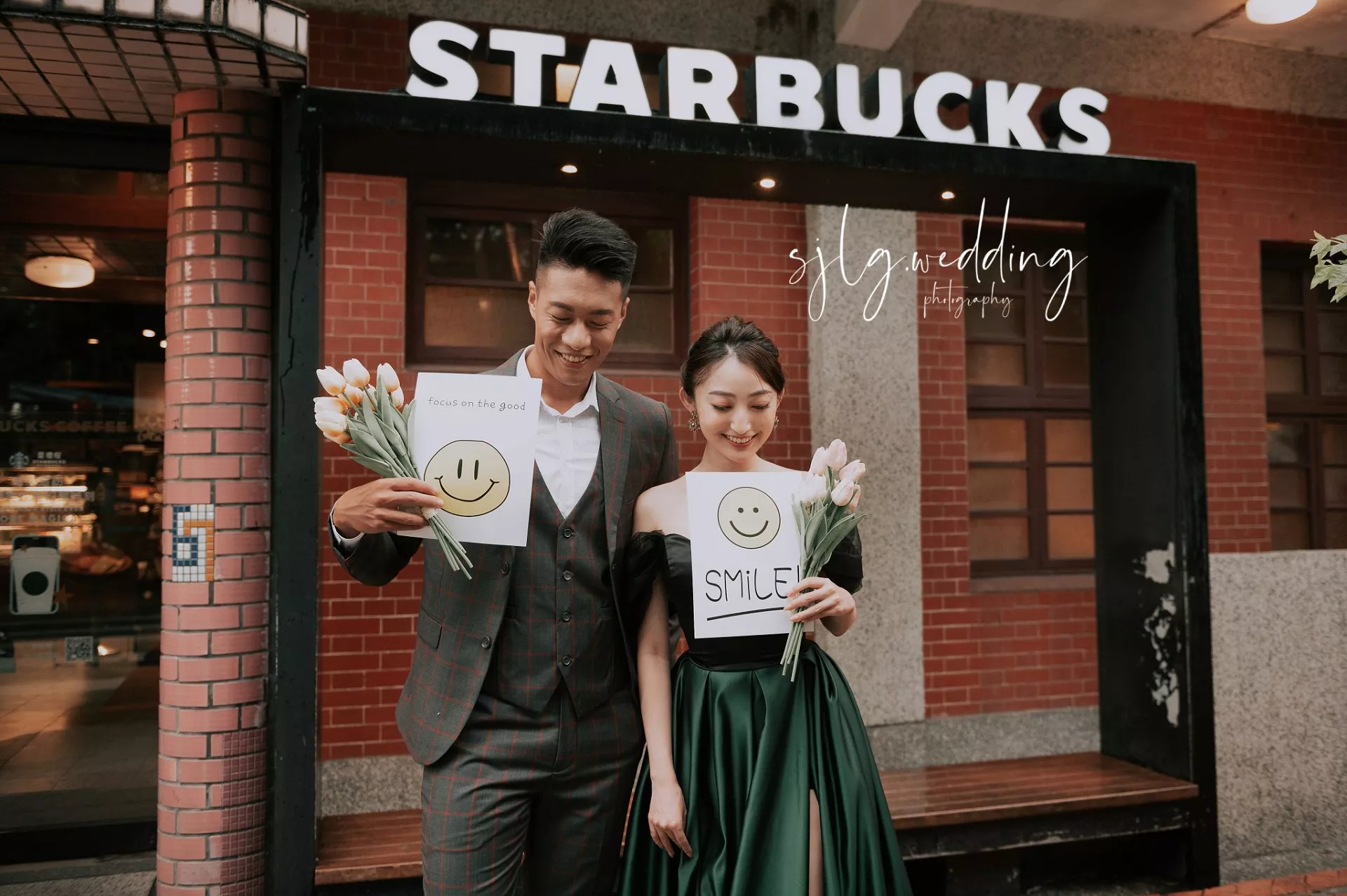 視覺流感婚紗攝影工作室唯一推薦-新北鶯歌STARBUCKS拍婚紗,新北IG景點推薦,婚紗景點,視覺流感婚紗攝影,時尚街拍